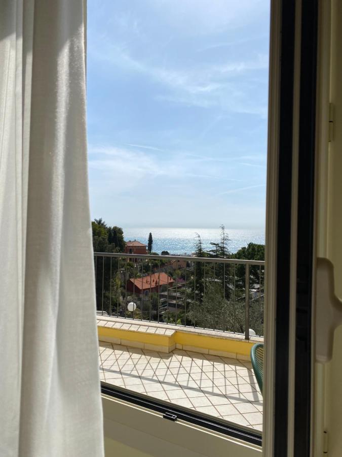 Hotel Rio Alassio Buitenkant foto
