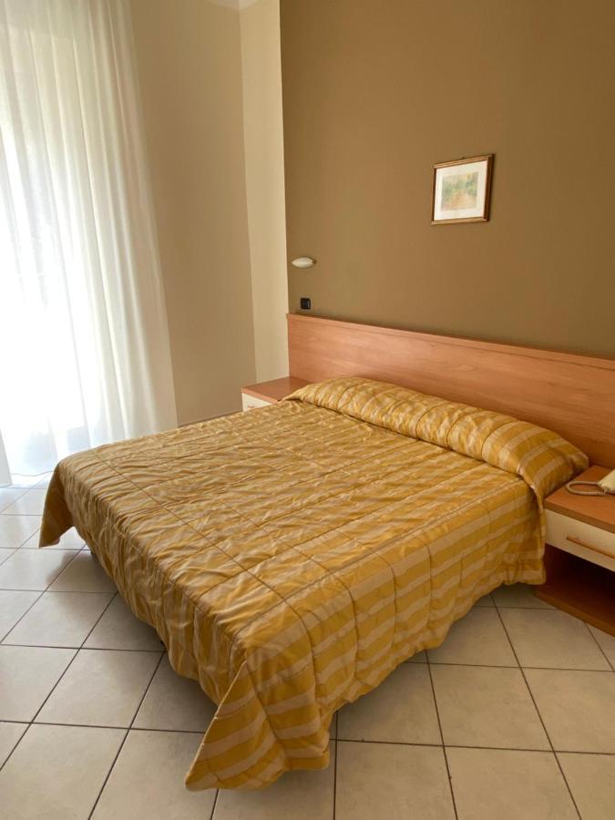 Hotel Rio Alassio Buitenkant foto
